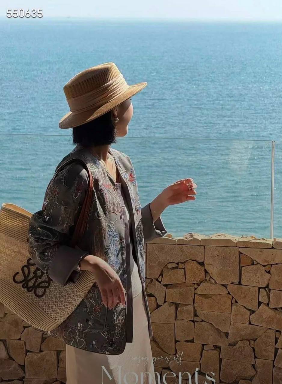 Hat & Beach Bag Set
80 dhs🇦🇪🇦🇪
size 42cm

Zain42
♥️♥️♥️