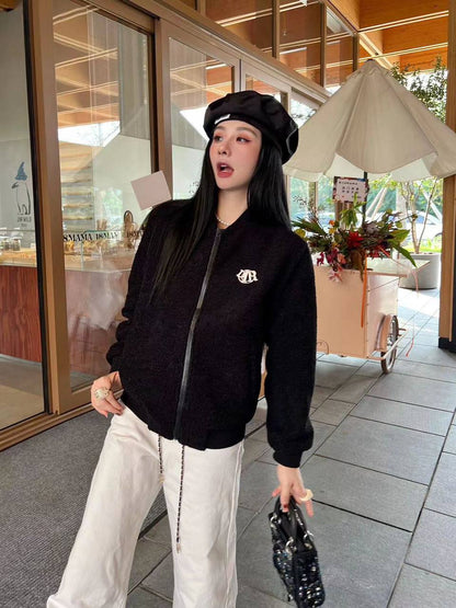 Master Dior 

New collections                                             *price 260 shs
*good  quality  ♥️♥️
*Sizes:S M L xl* 
*AVAILABLE NOW*

Zain231
♥️♥️♥️