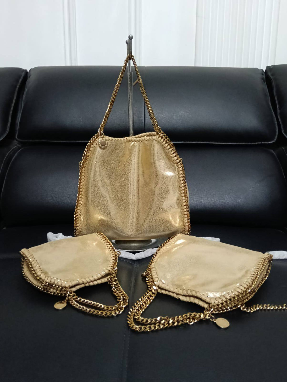 Stella McCartney

95 dhs🇦🇪     16cm
100 dhs🇦🇪    19cm
105 dhs🇦🇪    25cm


Three sizes available

Zain26
♥️♥️♥️