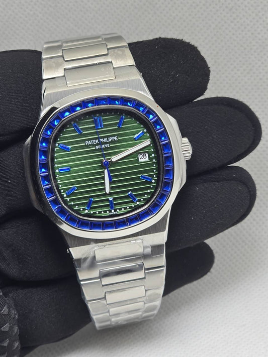 PATEK PHILIPPE MEN
*AUTOMATIC*
*GOOD QUALITY*
*41MM*
350 dhs🪙🖤

Zain29
♥️♥️♥️