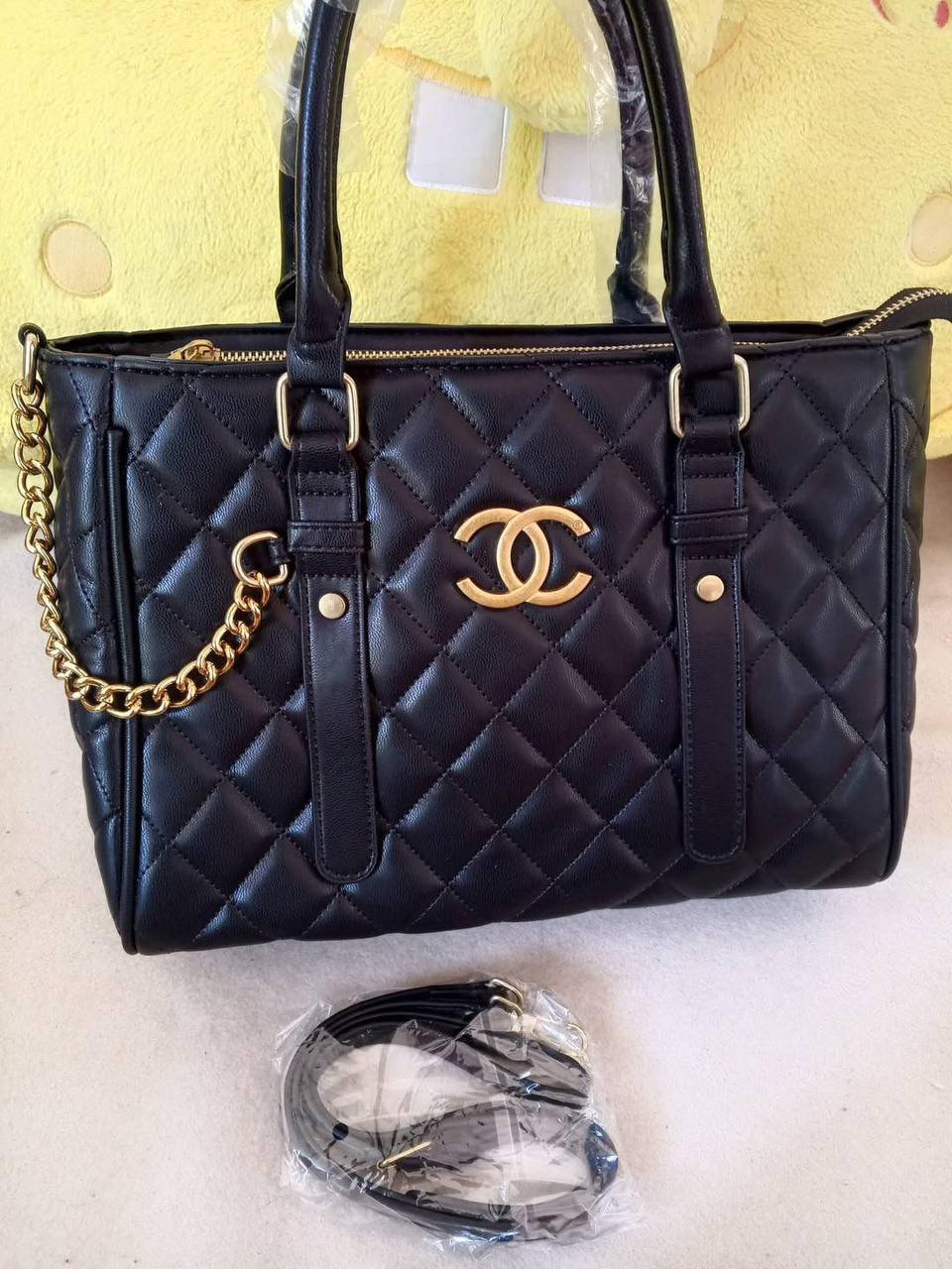 Chanel
85 dhs✅

Zain219
♥️♥️♥️