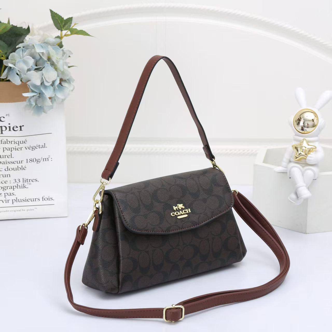 Coach 

95 dhs🌺

Zain253
♥️♥️♥️