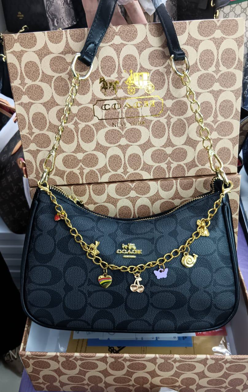 Coach
⚡24cm
90 dhs✅
⚡with box🎁🎁🎁

Zain118
♥️♥️♥️
