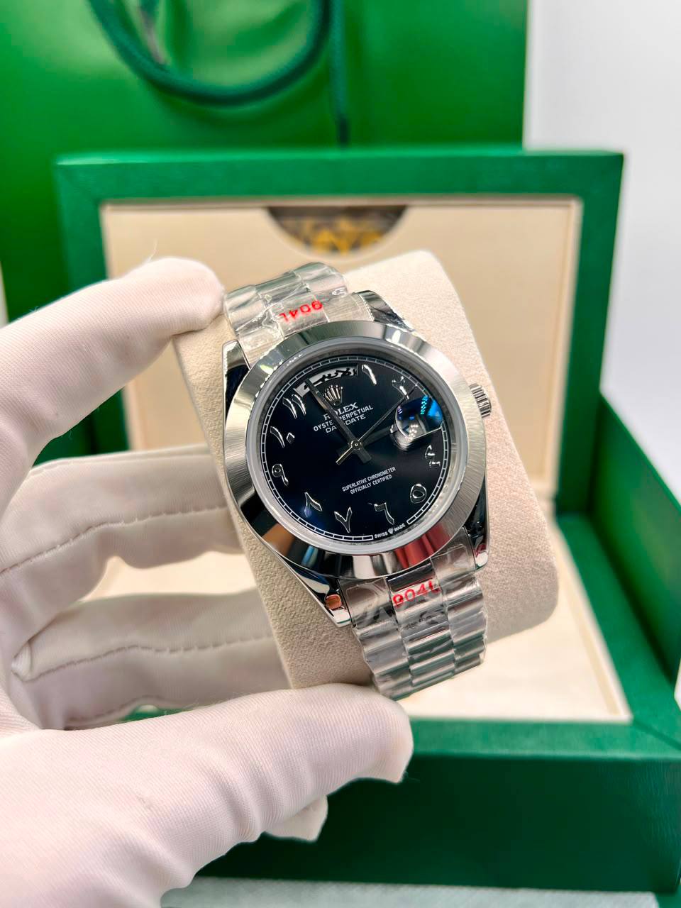 Rolex
Automatic  
240 dhs🇦🇪🇦🇪
size：40mm

Zain85
♥️♥️♥️