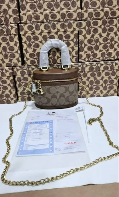 Coach
withbox 
95 dhs🇦🇪🇦🇪

Zain143
♥️♥️♥️