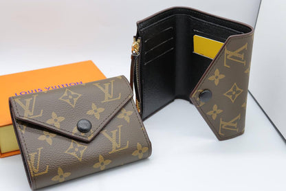Ladies Wallets
60 dhs🪙💕

Zain33
♥️♥️♥️