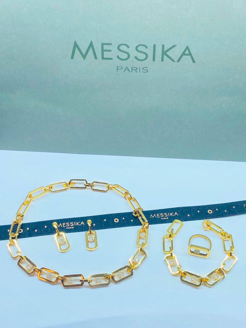 Messika 
Set

300 dhs🇦🇪🇦🇪

Zain122
♥️♥️♥️
