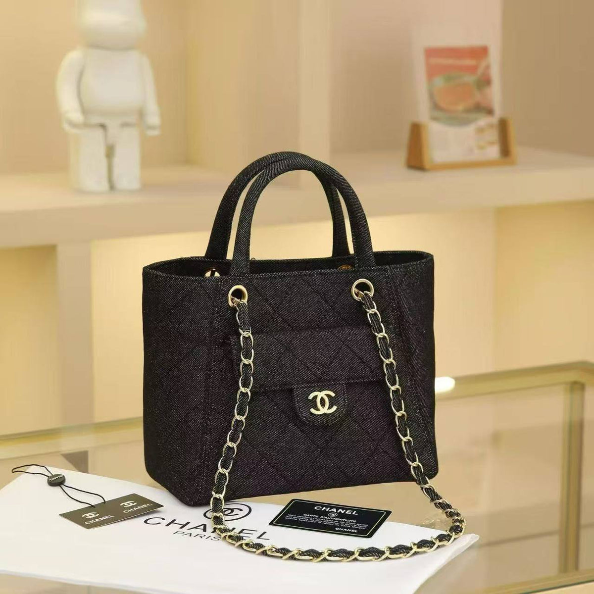 Chanel

100 dhs🇦🇪🇦🇪

Size25cm

Zain219
♥️♥️♥️