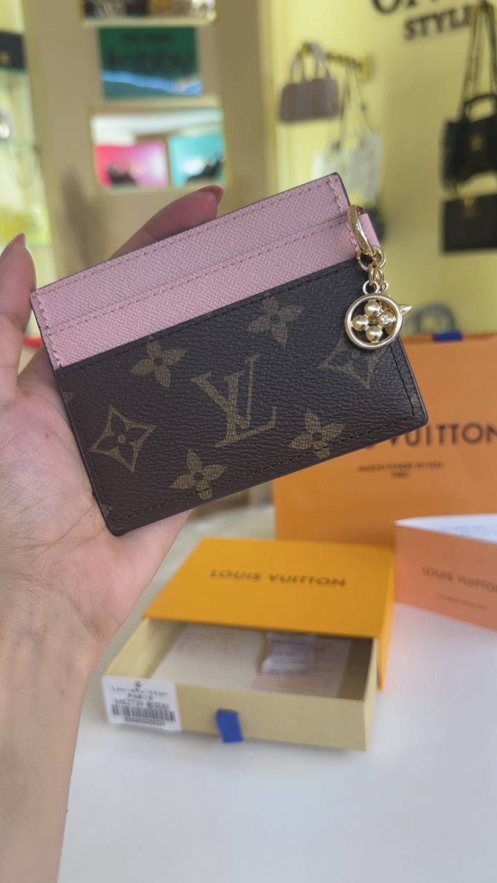 Lv

95 dhs

Zain33
♥️♥️♥️

Zc
