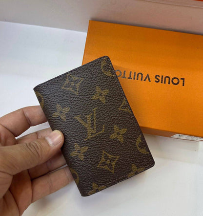 LV - Goyard 
Wallets 
With box 
🎁🎁🎁

30 dhs🇦🇪

Zain93
♥️♥️♥️