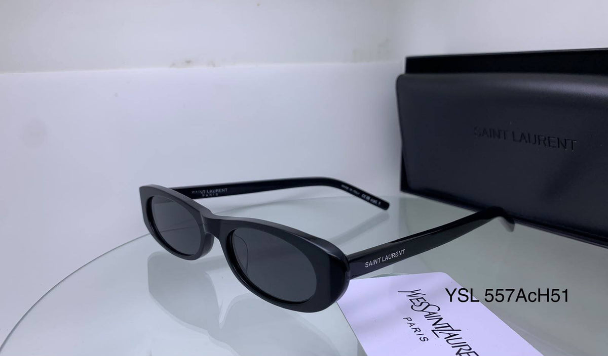 Ladies sunglasses 
70 dhs🇦🇪🇦🇪

Zain126
♥️♥️♥️