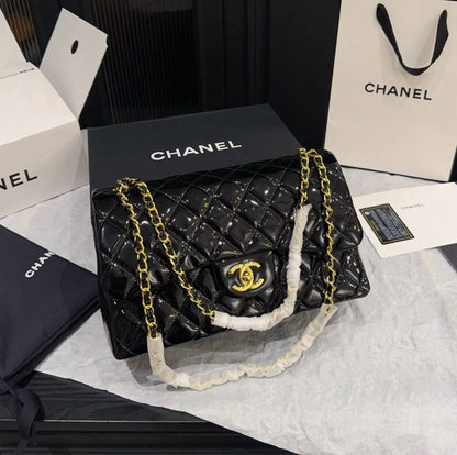 FENDI 
COPY ONE 
180 dhs✅CHANEL 

WITH BOX  
🎁🎁🎁

110 dhs✅
SIZE: 25cm

Zain39
♥️♥️♥️

Zain39
♥️♥️♥️
