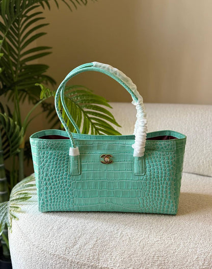 💚🌼 CHANEL 🤍
       
 🩵🤍 32 cm 🩷💛
For Price 👇 WhatsApp✅
0568585901 
0507557372
0552275751 Owner Zain 👌

Zain146
♥️♥️♥️