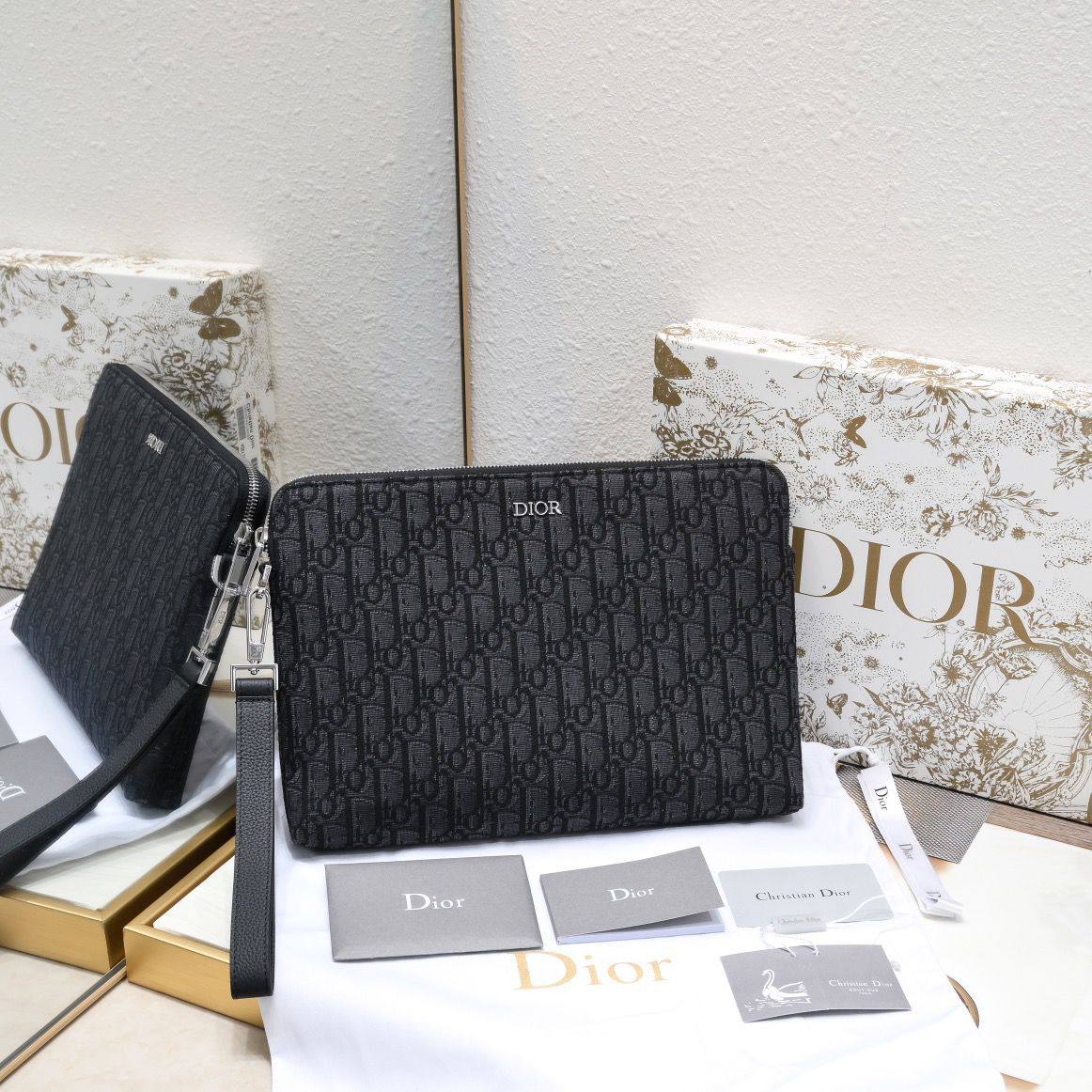 Dior -  Master🌺
For Price 👇 WhatsApp✅
0568585901 
0507557372
0552275751 Owner Zain 👌

Zain111
♥️♥️♥️