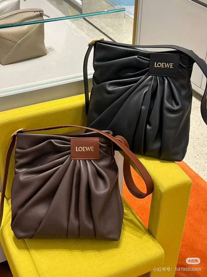 Loewe Master
340 dhs🪙🌨️

Zain228
♥️♥️♥️♥️