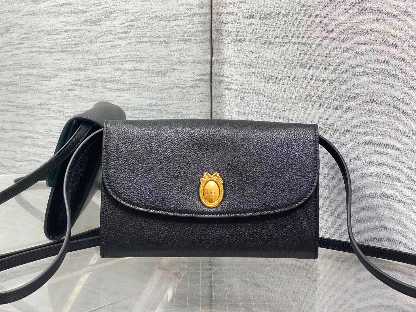 DIOR NEW COLLECTION 💕💕✨
Super master quality 🔥🔥
Available ✨💕💕
With full packing 📦🎀
For Price 👇 WhatsApp✅
0568585901 
0507557372
0552275751 Owner Zain 👌

Zain252
♥️♥️♥️