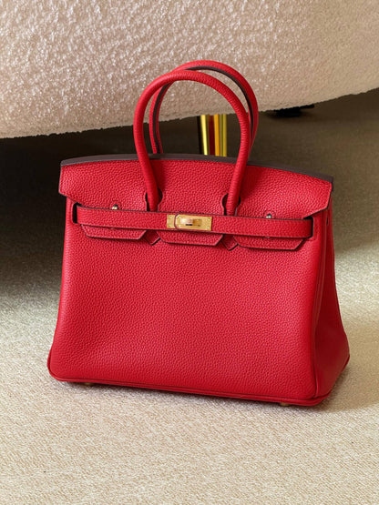 Hermes birkin 25cm💕master quality😍

with box❤️
🎁🎁🎁

400 dhs🪙🌨️

Zain52
♥️♥️♥️