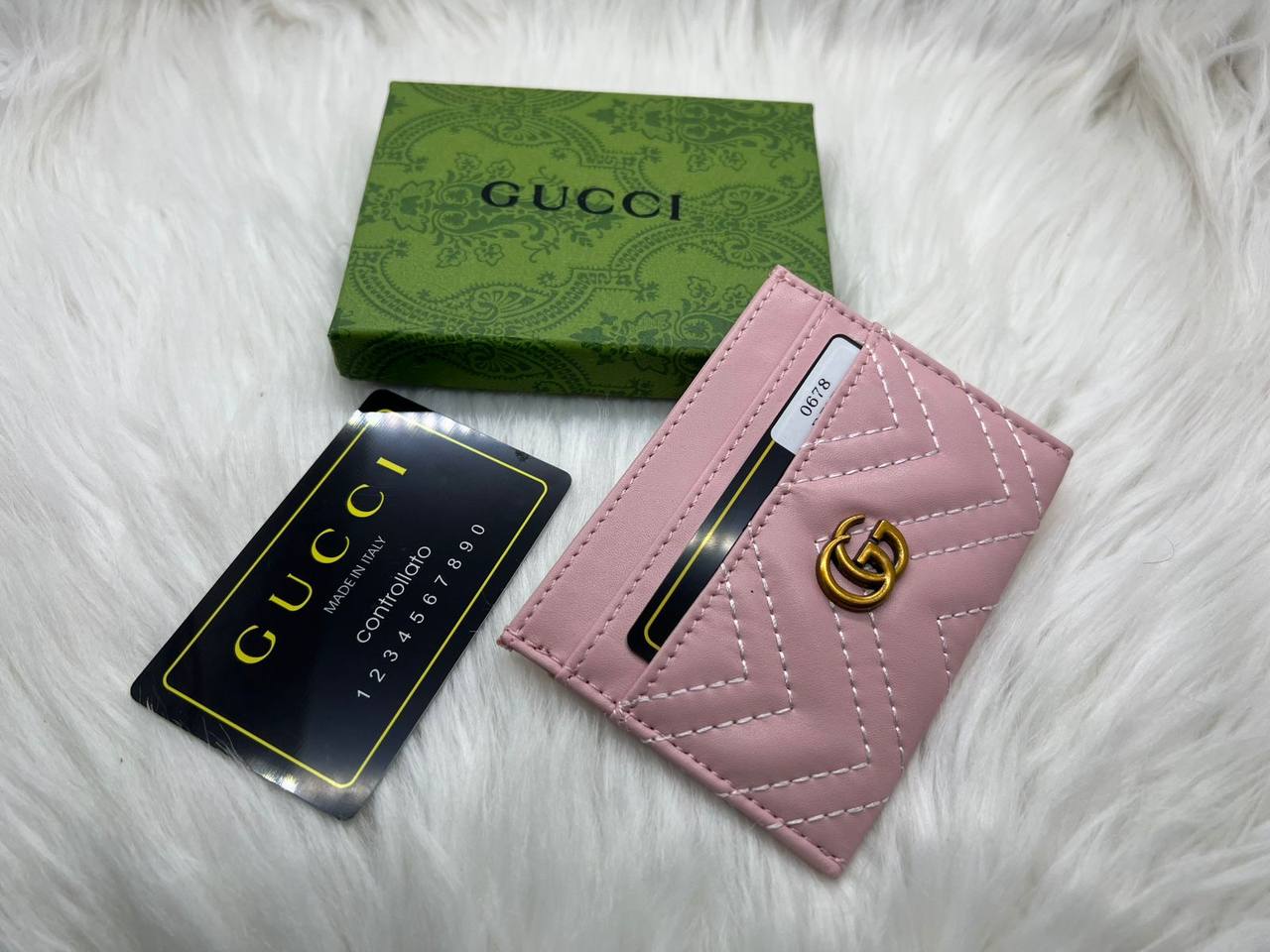 Wallets
35 dhs✅

Zain182
♥️♥️♥️