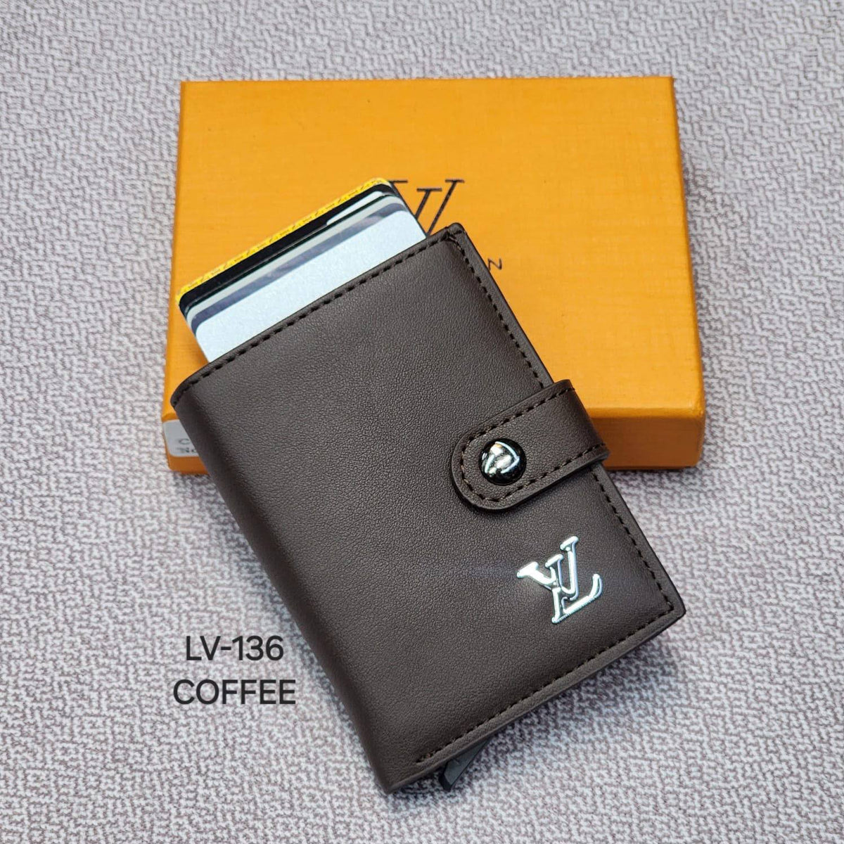Wallets

Good quality 
70 dhs🇦🇪🇦🇪

Zain182
♥️♥️♥️