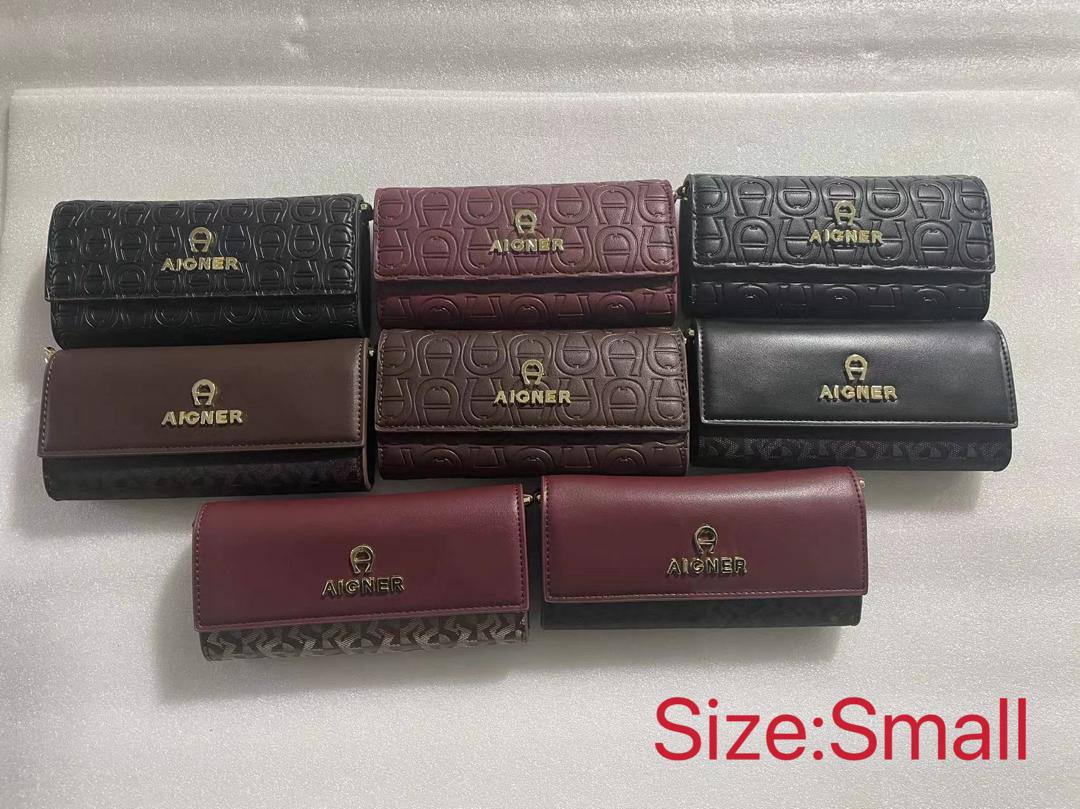 Bags
85 dhs✅

with box
🎁🎁🎁

Zain26
♥️♥️♥️