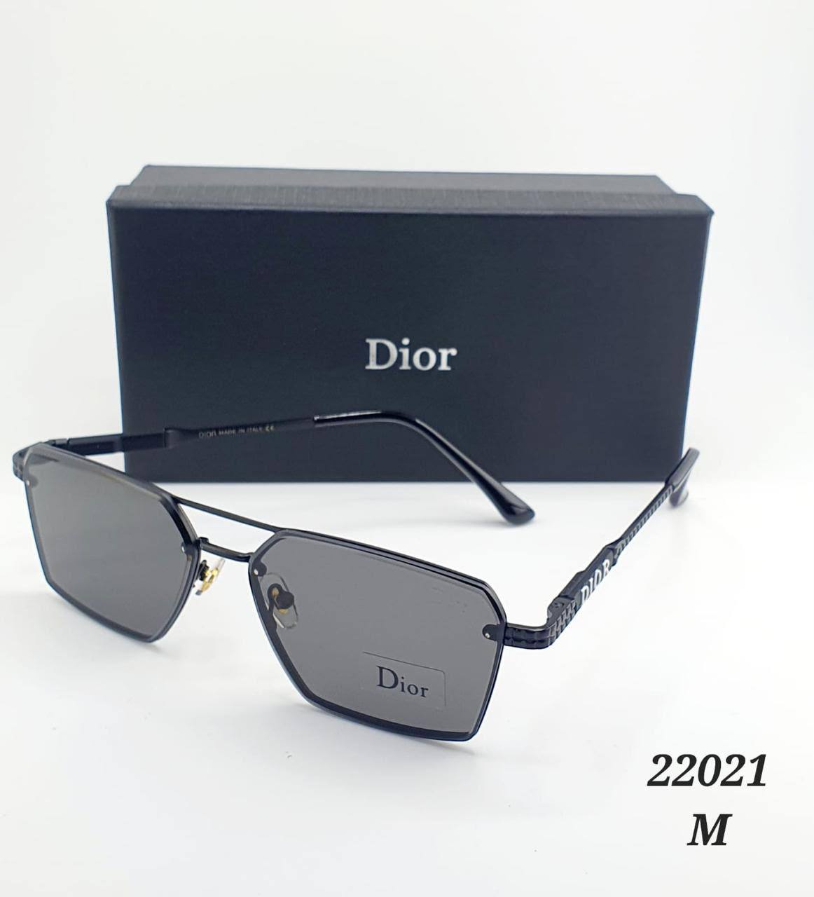 Sunglasses
65 dhs✅

Zain182
♥️♥️♥️