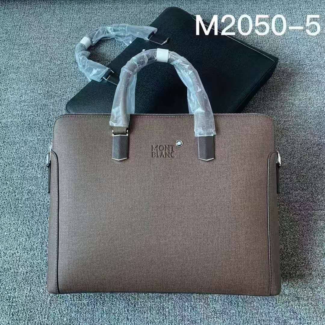 Laptop Bags
110 dhs❤️

Zain200
♥️♥️♥️