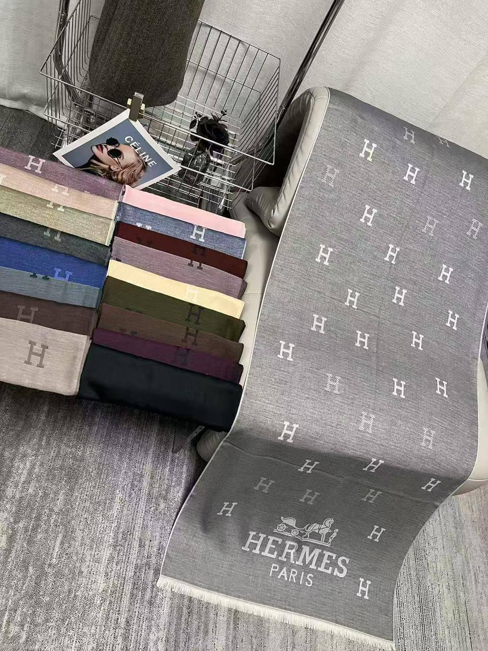 Scarf

45 dhs🗽

Zain253
♥️♥️♥️