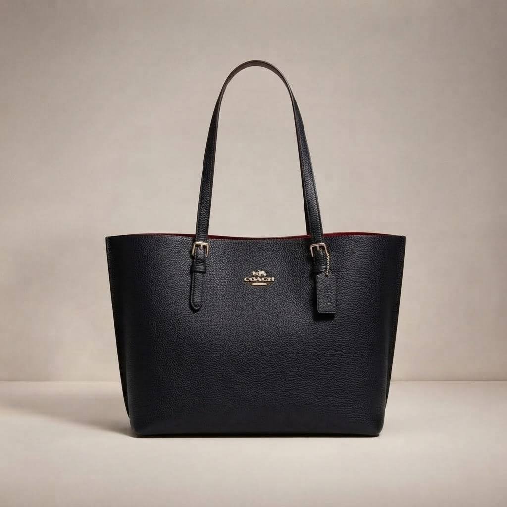 COACH Mollie Bag
Shoulder Signature Canvass
Gold Hardware
In 3 Compartment

Size : 36 cm

Without BOX
105 dhs🇦🇪🇦🇪🇦🇪



Zain239
♥️♥️♥️