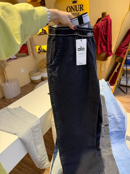 Branded Jeans

105 dhs

S-xl

OnurStyle store

اطلبوها من الوتس المثبت في الأعلى👆🏻👆🏻
تواصلو معنا 👈🏻 Zain 
For order WhatsApp pinned 👆🏻

♥️♥️♥️