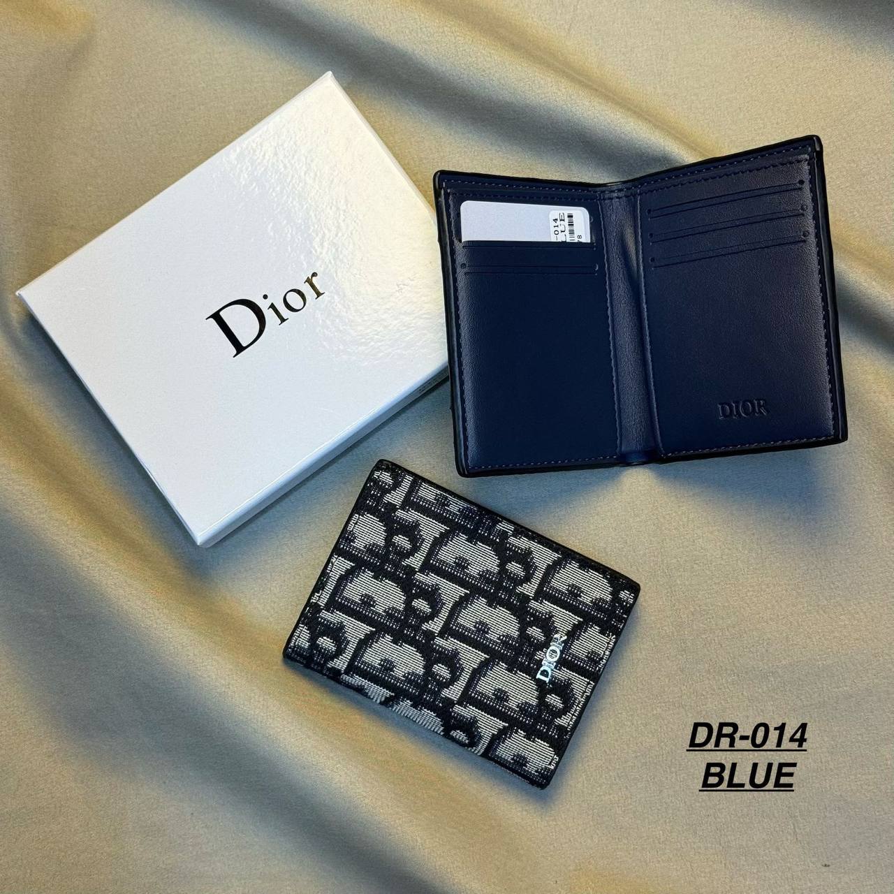 high quality wallets
70 dhs💓

Zain182
♥️♥️♥️