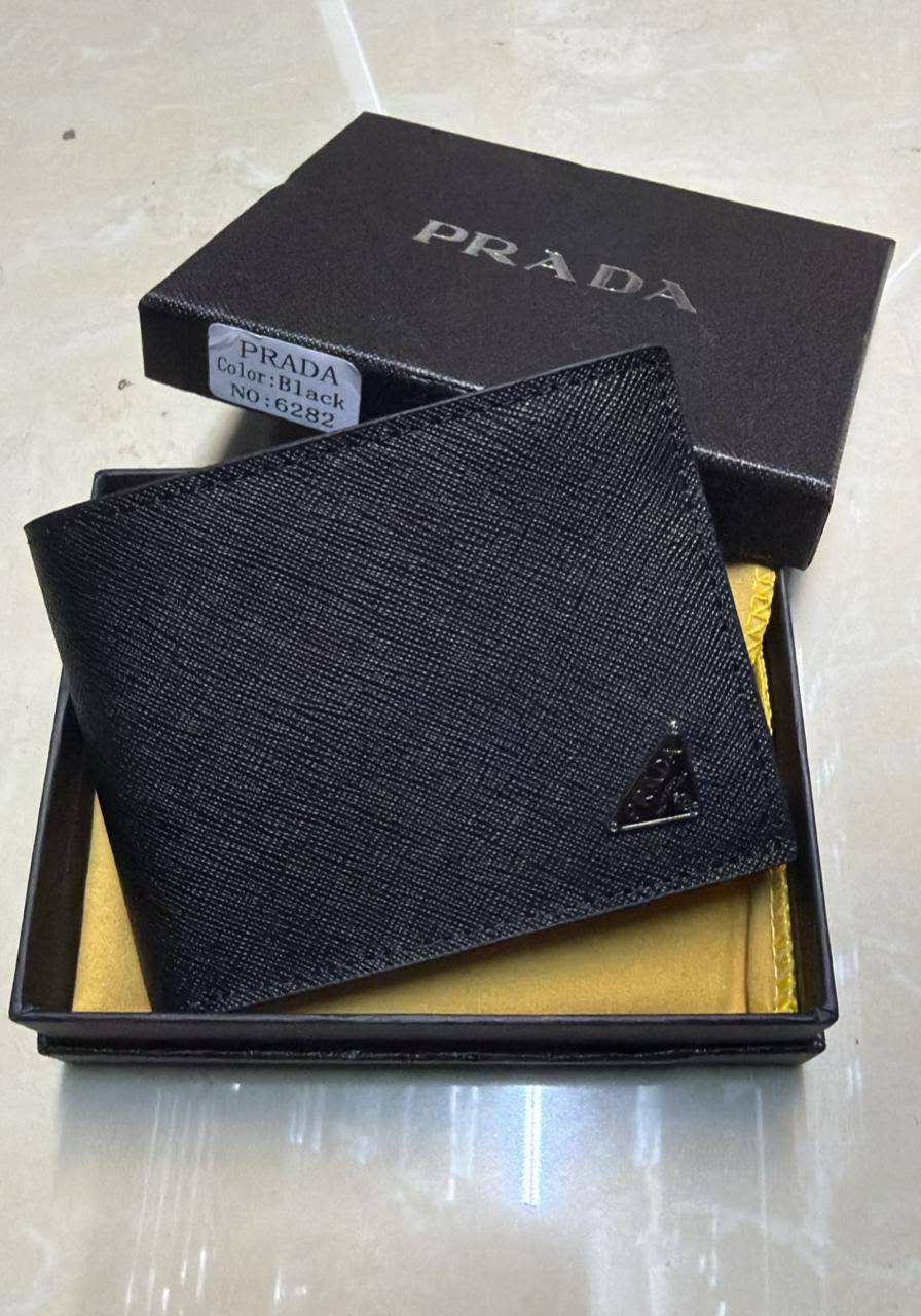 Wallets

65 dhs✅

with box
🎁🎁🎁

Zain182
♥️♥️♥️