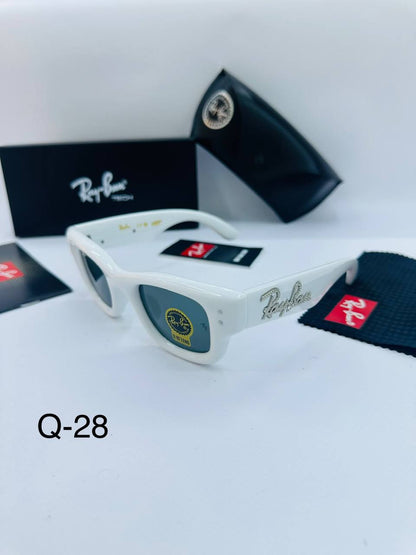 Sunglasses 🕶️*
New stock 💥
good quality 💯
Copy one 1️⃣ 
With master box 🗃️ 
50 dhs💛

Zain216
♥️♥️♥️