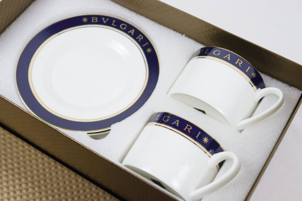 Branded mugs set

130 dhs 
set 4 pc 

with box🎁🎁🎁

Zain205
♥️♥️♥️