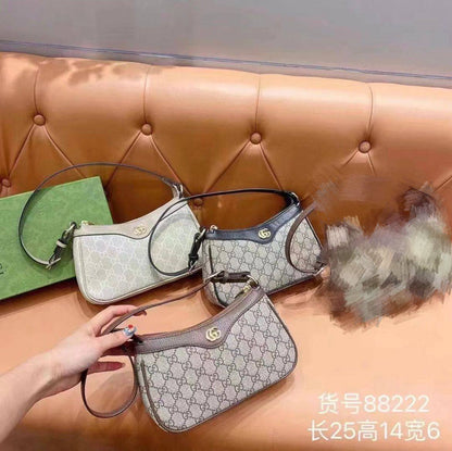 Gucci
90 dhs✅
With Box

Zain50
♥️♥️♥️