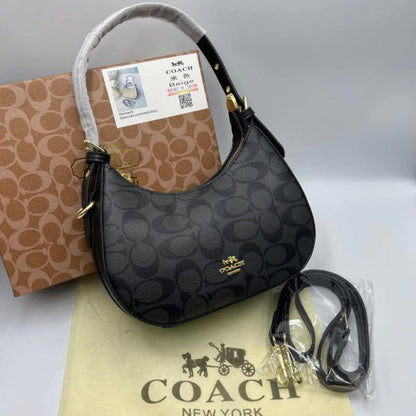 Coach
110 dhs🇦🇪🇦🇪
WITH BOX 

Zain169
♥️♥️♥️