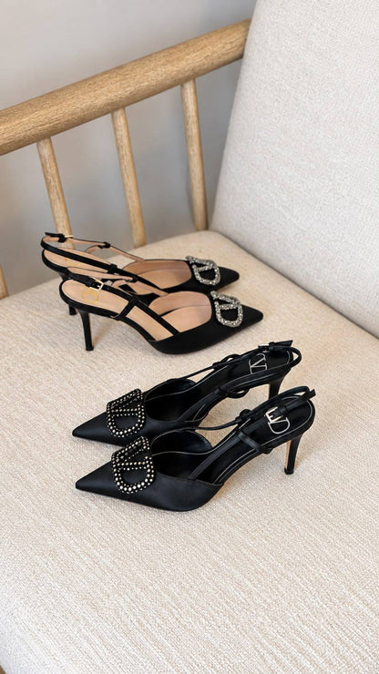 VALENTINO
QUALITY: SUPER MASTER 

430 dhs🇦🇪🇦🇪🇦🇪

Zain319
♥️♥️♥️