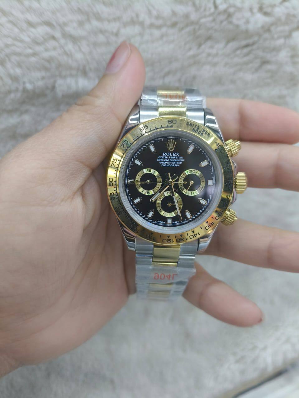 Rolex automatic,for man 
230 dhs🪙🌨️

Zain25
♥️♥️♥️