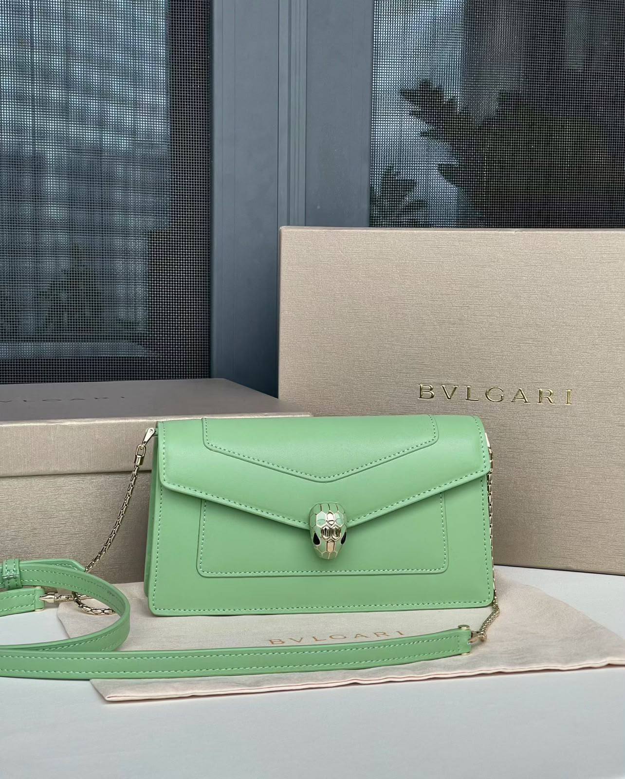 Bvlgari
Mastser✅✅
360 dhs🇦🇪🇦🇪

Zain153
♥️♥️♥️