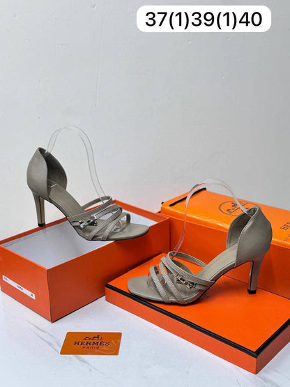 Hermes
110 dhs🇦🇪🇦🇪

Zain21
♥️♥️♥️