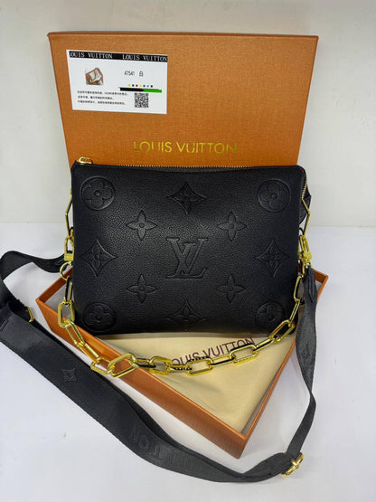 LV
High quality 

With box 🎁🎁🎁

105 dhs💓

Zain50
♥️♥️♥️