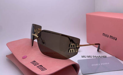 Miu Miu
Master 
180 dhs🇦🇪

Zain126
♥️♥️♥️