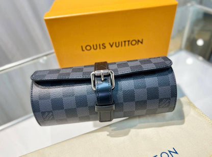 LOUIS VUITTON ✨💕✨
New collection ✨✨✨
SuperMaster Quality 🔥🔥
Available Now ❤️❤️❤️
For Price 👇 WTSP Text Zain 0568585901

Zain252
♥️♥️♥️