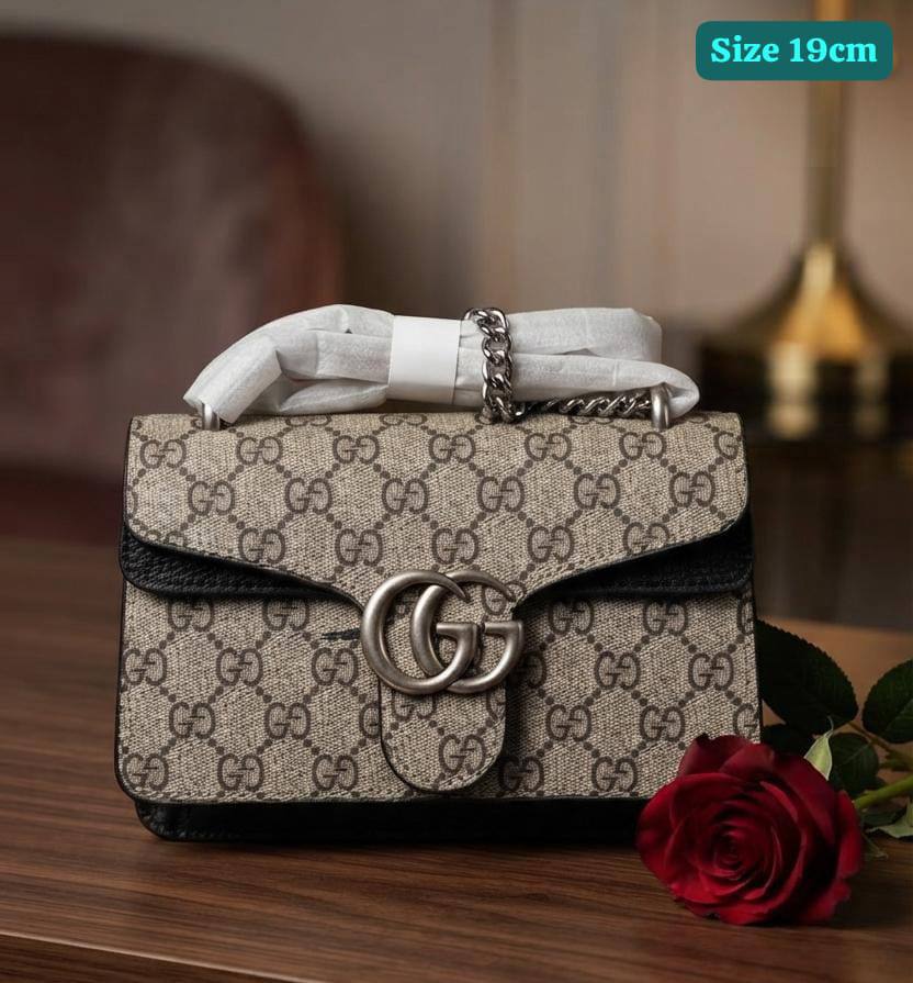 Gucci
Good quality 
with box 
110 dhs🇦🇪🇦🇪

Zain186
♥️♥️♥️