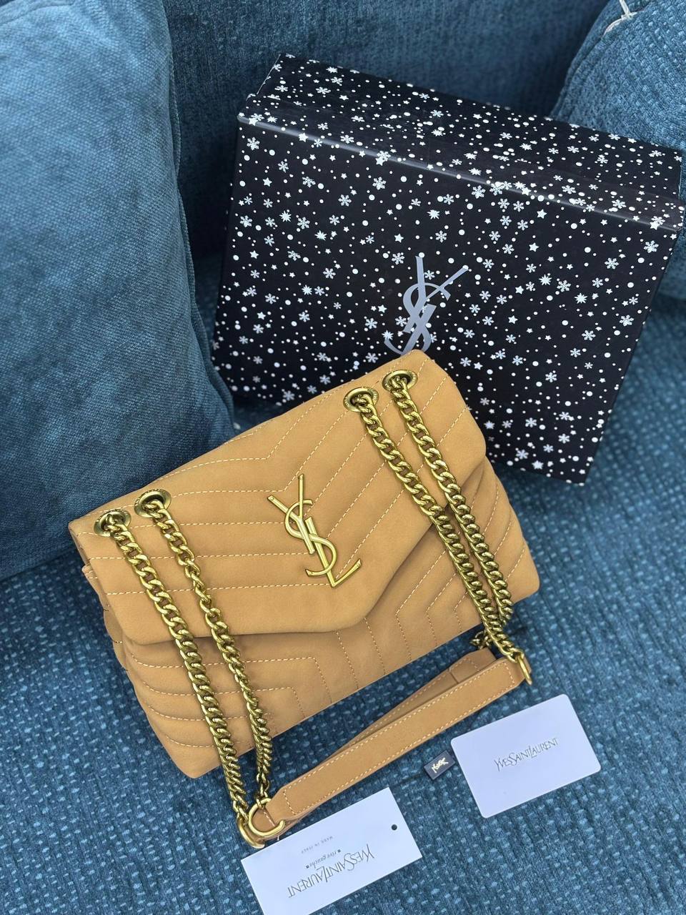 YSL

with box
🎁🎁🎁

95 dhs🪙🌨️

Zain244
♥️♥️♥️