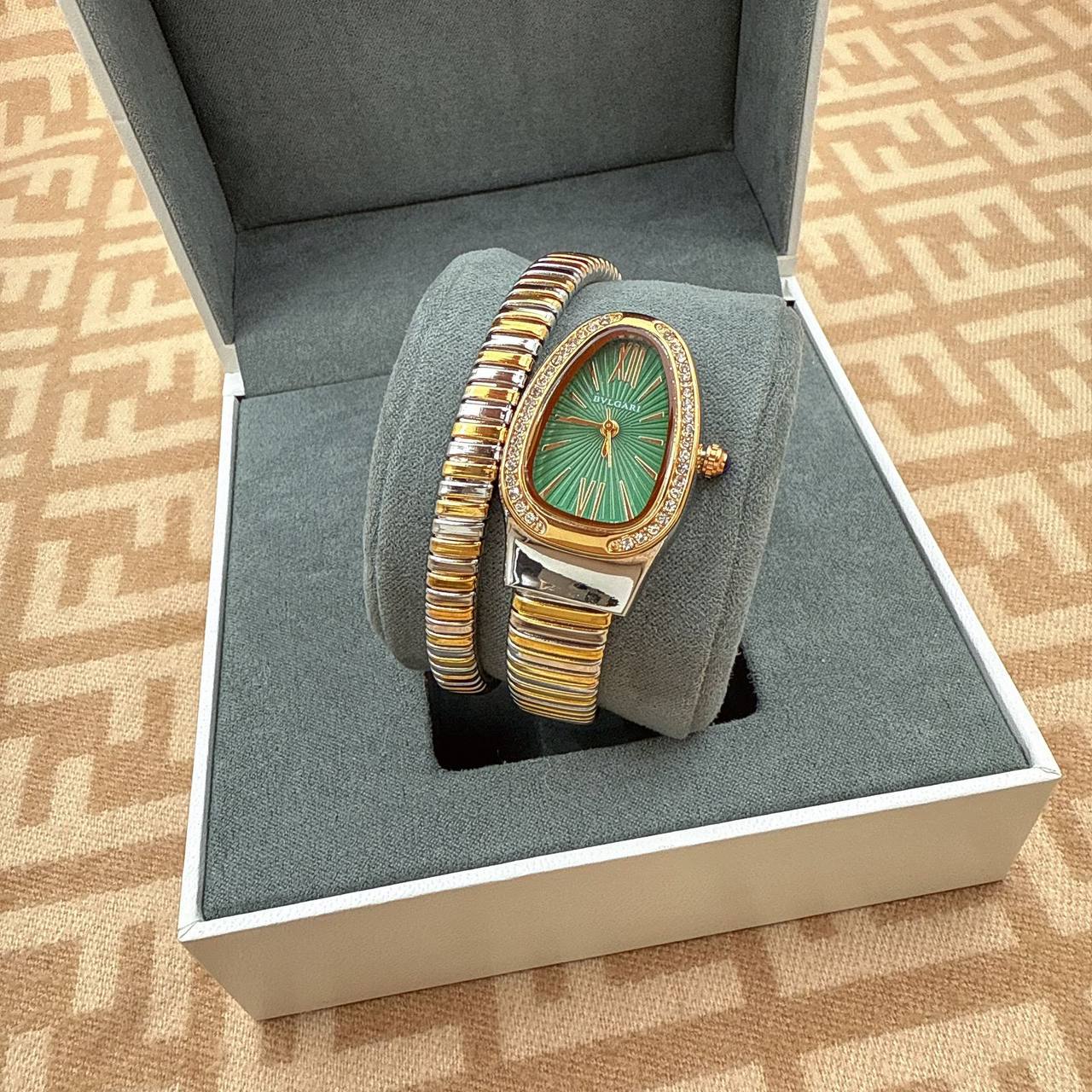 Bvlgari
75 dhs✅

Zain45
♥️♥️♥️