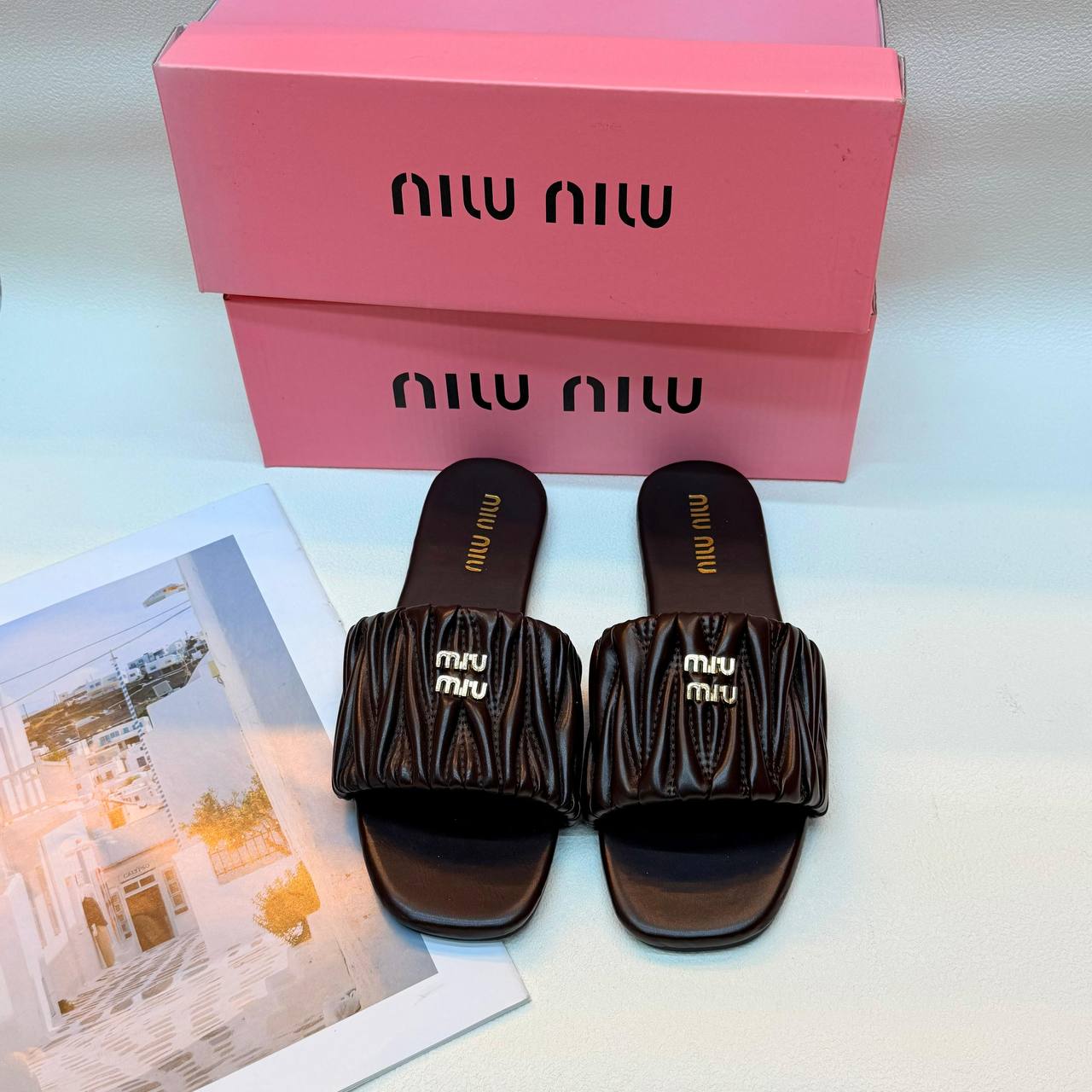 Miu Miu
Size 36to41
60 dhs🪙💚

Zain236
♥️♥️♥️