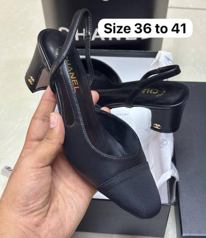 Chanel 

Size 36 to 41

110 dhs🇦🇪🇦🇪

Zain146
♥️♥️♥️