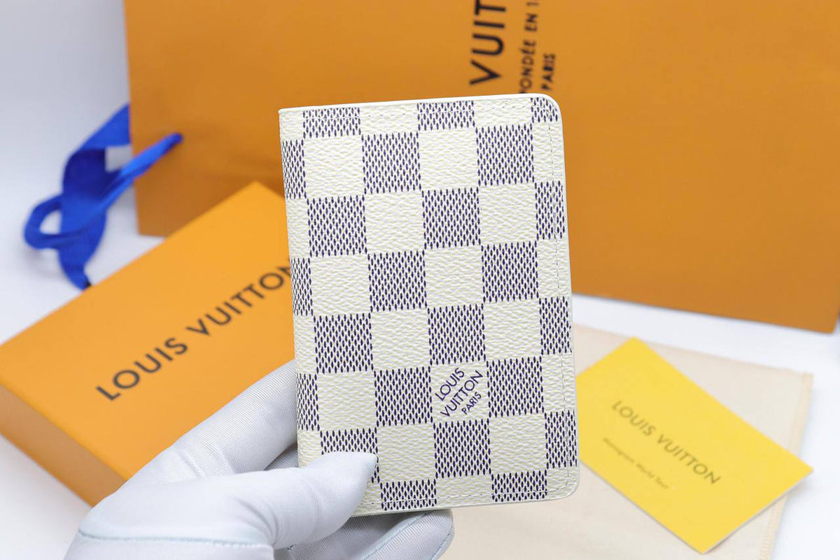 LV Wallet 

Super Master
110 dhs🇦🇪🇦🇪

Zain33
♥️♥️♥️