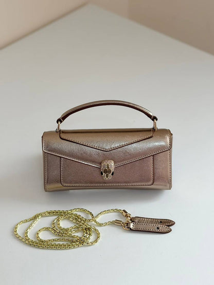 New Bvlgari
Master
370 dhs✅

Zain137
♥️♥️♥️