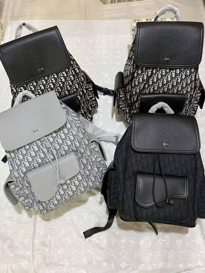 Backbag
150 dhs🪙🌨️

Zain143
♥️♥️♥️